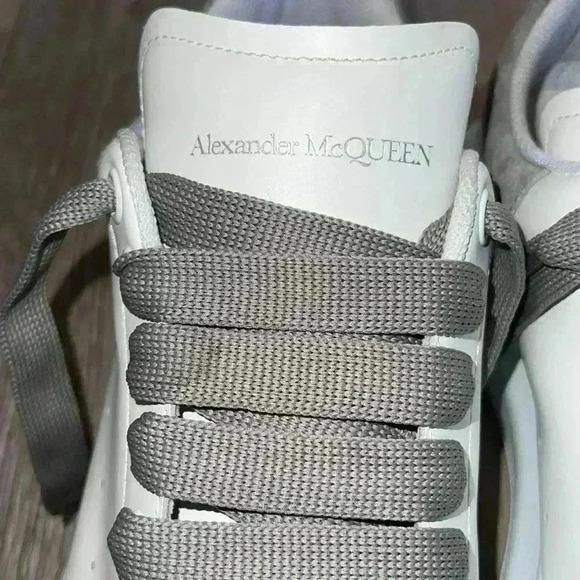 Alexander McQueen Sneakers - Picture 8 of 12